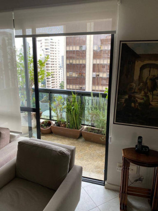 Imagem Apartamento com 3 Quartos à Venda, 100 m² em Moema - São Paulo