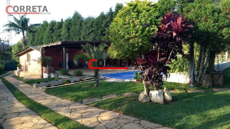 Imagem Chácara com 8 Quartos à Venda, 3.200 m² em Votorantim - Ibiúna Imagem Chácara com 8 Quartos à Venda, 3.200 m² em Votorantim - Ibiúna