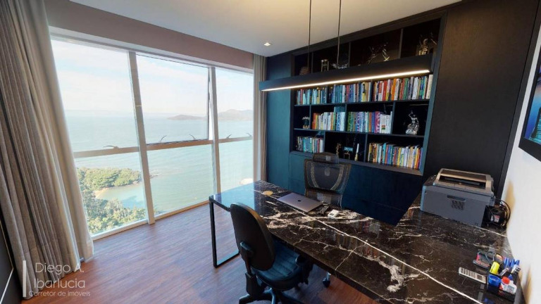 Imagem Apartamento com 4 Quartos à Venda, 283 m² em Centro - Balneário Camboriú