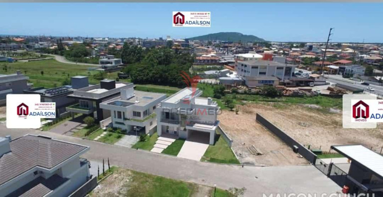 Imagem Casa com 4 Quartos à Venda, 400 m² em Vargem Do Bom Jesus - Florianópolis Imagem Casa com 4 Quartos à Venda, 400 m² em Vargem Do Bom Jesus - Florianópolis
