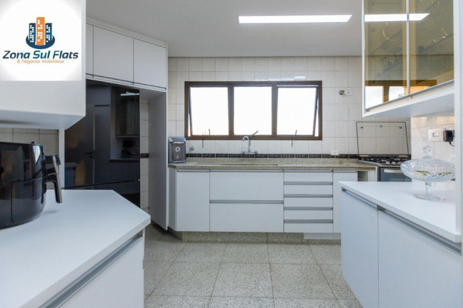 Imagem Imóvel com 4 Quartos à Venda, 327 m² em Jardim Vila Mariana - São Paulo