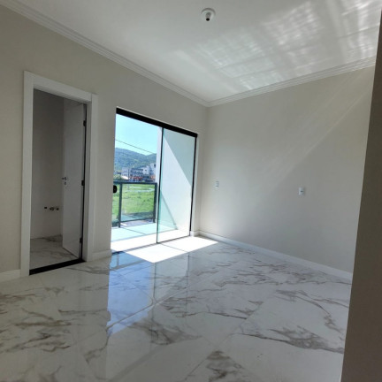 Imagem Sobrado com 3 Quartos à Venda, 107 m² em Rio Pequeno - Camboriú Imagem Sobrado com 3 Quartos à Venda, 107 m² em Rio Pequeno - Camboriú