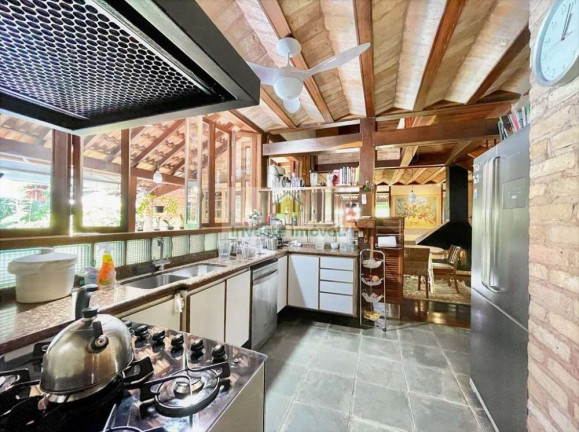 Imagem Casa de Condomínio com 3 Quartos à Venda, 364 m² em Granja Viana - Carapicuíba Imagem Casa de Condomínio com 3 Quartos à Venda, 364 m² em Granja Viana - Carapicuíba