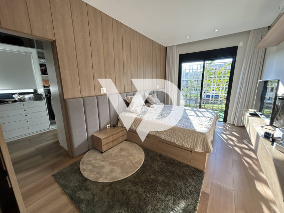 Imagem Casa de Condomínio com 3 Quartos à Venda, 280 m² em Tamboré - Santana De Parnaíba Imagem Casa de Condomínio com 3 Quartos à Venda, 280 m² em Tamboré - Santana De Parnaíba