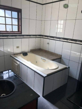 Imagem Sobrado com 4 Quartos à Venda, 252 m² em Canto Do Forte - Praia Grande Imagem Sobrado com 4 Quartos à Venda, 252 m² em Canto Do Forte - Praia Grande