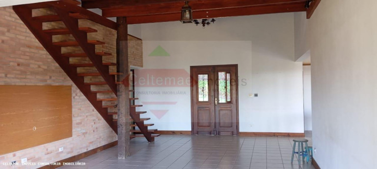 Imagem Casa com 3 Quartos à Venda, 349 m² em Chacaras Catagua - Taubaté