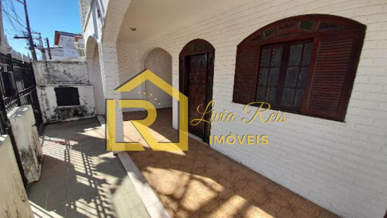 Imagem Casa com 2 Quartos à Venda, 210 m² em Centro - Rio Das Ostras