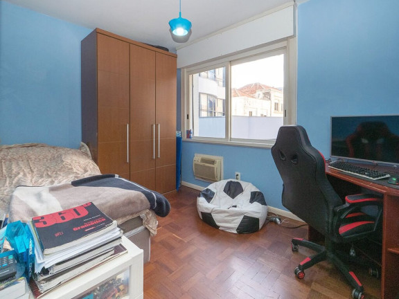 Imagem Imóvel com 3 Quartos à Venda, 83 m² em Menino Deus - Porto Alegre Imagem Imóvel com 3 Quartos à Venda, 83 m² em Menino Deus - Porto Alegre