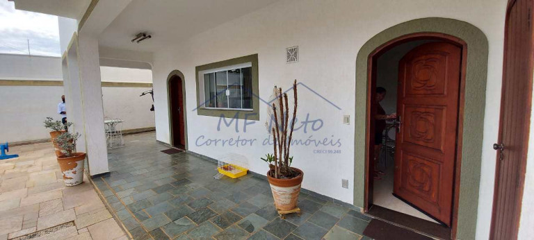 Imagem Casa com 4 Quartos à Venda, 600 m² em Jardim Carlos Gomes - Pirassununga Imagem Casa com 4 Quartos à Venda, 600 m² em Jardim Carlos Gomes - Pirassununga