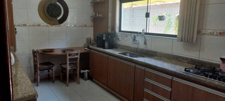 Imagem Casa com 3 Quartos à Venda, 270 m² em Guilhermina - Praia Grande