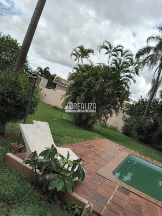 Imagem Casa com 4 Quartos à Venda, 1.806 m² em Mercês - Uberaba Imagem Casa com 4 Quartos à Venda, 1.806 m² em Mercês - Uberaba