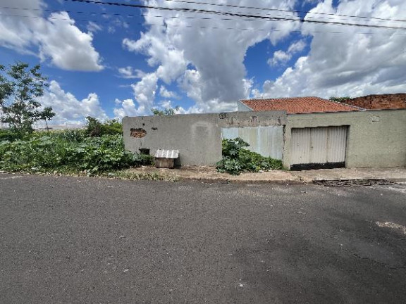 Imagem Casa com 1 Quarto à Venda, 180 m² em Jardim Uberaba - Uberaba Imagem Casa com 1 Quarto à Venda, 180 m² em Jardim Uberaba - Uberaba