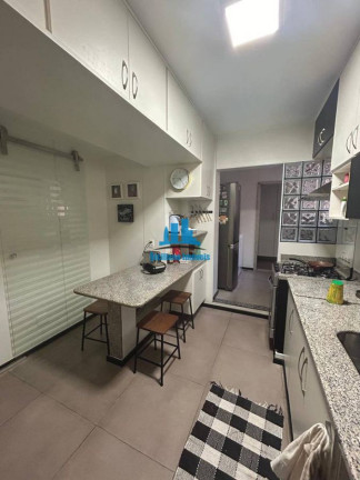 Imagem Cobertura com 3 Quartos à Venda, 250 m² em Icaraí - Niterói