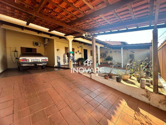 Imagem Casa com 3 Quartos à Venda, 220 m² em Alvorada - Araporã