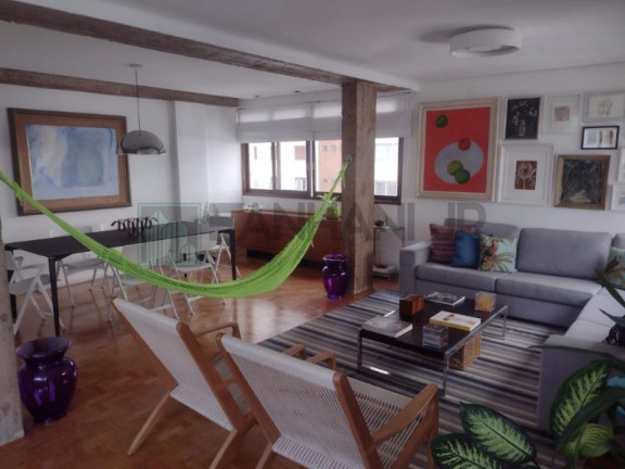 Imagem Imóvel com 3 Quartos à Venda, 158 m² em Jardim Europa - São Paulo Imagem Imóvel com 3 Quartos à Venda, 158 m² em Jardim Europa - São Paulo