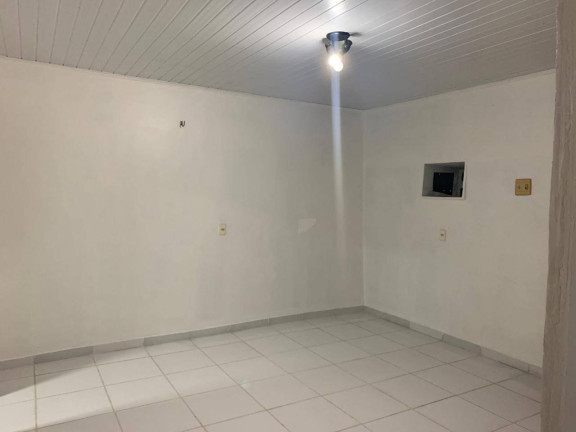 Imagem Casa com 3 Quartos para Alugar, em Colonia Terra Nova - Manaus Imagem Casa com 3 Quartos para Alugar, em Colonia Terra Nova - Manaus