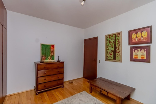 Imagem Casa com 4 Quartos à Venda, 310 m² em Moema - São Paulo