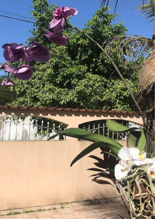 Imagem Casa com 4 Quartos à Venda, 256 m² em Vila Arens - Mongaguá
