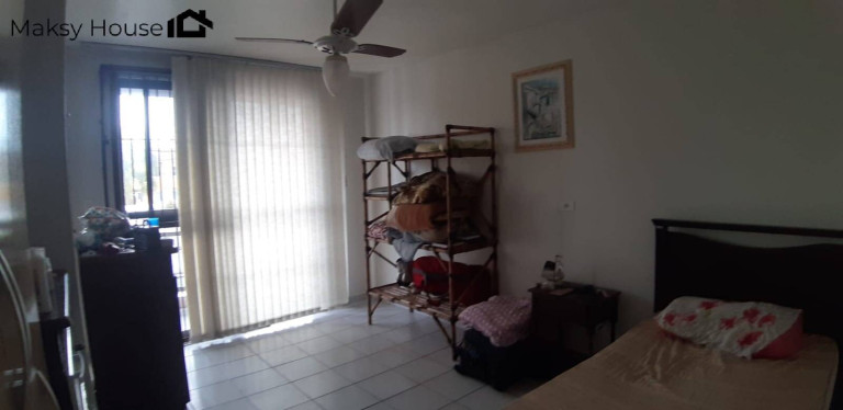 Imagem Sobrado com 3 Quartos à Venda, em Centro - Guaratuba Imagem Sobrado com 3 Quartos à Venda, em Centro - Guaratuba