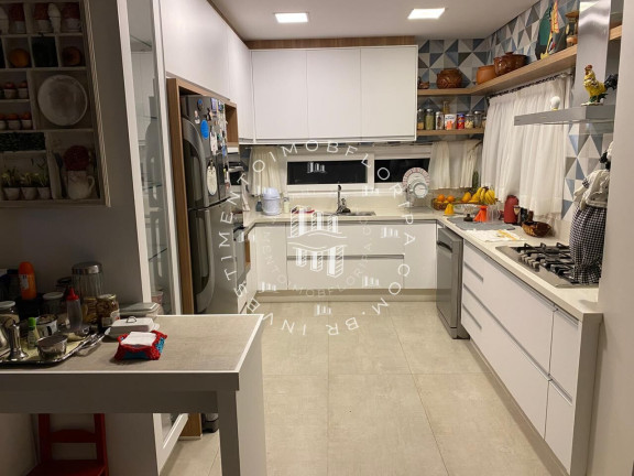 Imagem Sobrado com 4 Quartos à Venda, 240 m² em Cacupé - Florianópolis Imagem Sobrado com 4 Quartos à Venda, 240 m² em Cacupé - Florianópolis