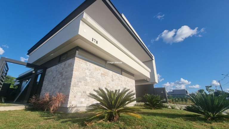 Imagem Casa de Condomínio com 3 Quartos à Venda, 411 m² em Residencial Alphaville Iv - Campo Grande Imagem Casa de Condomínio com 3 Quartos à Venda, 411 m² em Residencial Alphaville Iv - Campo Grande