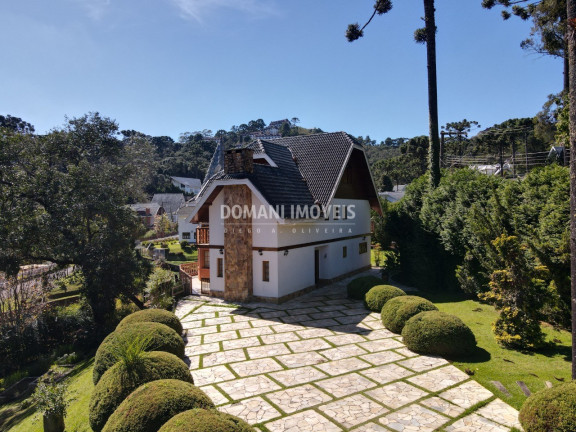 Imagem Casa com 4 Quartos à Venda, 450 m² em Região De Capivari - Campos Do Jordão Imagem Casa com 4 Quartos à Venda, 450 m² em Região De Capivari - Campos Do Jordão