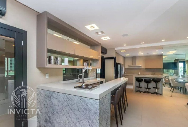 Imagem Apartamento com 4 Quartos à Venda, 162 m² em Centro - Balneário Camboriú Imagem Apartamento com 4 Quartos à Venda, 162 m² em Centro - Balneário Camboriú