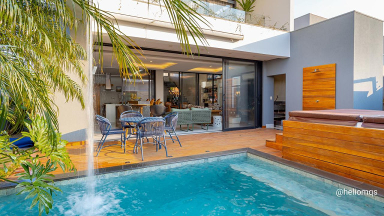 Imagem Sobrado com 3 Quartos à Venda, 307 m² em Residencial Alphaville Iii - Campo Grande