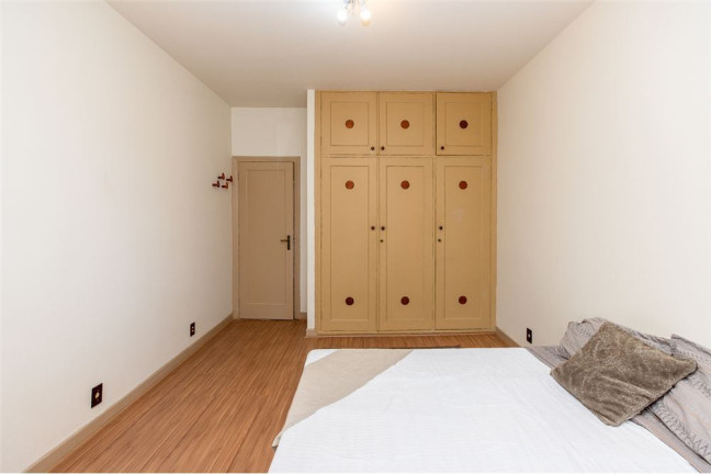 Imagem Casa com 4 Quartos à Venda, em Chácara Santo Antônio (zona Sul) - São Paulo Imagem Casa com 4 Quartos à Venda, em Chácara Santo Antônio (zona Sul) - São Paulo