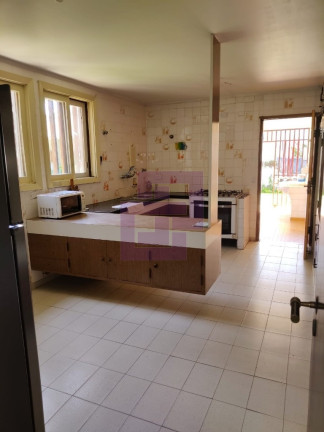 Imagem Sobrado com 5 Quartos à Venda, 1.300 m² em Jardim Virgínia - Guarujá Imagem Sobrado com 5 Quartos à Venda, 1.300 m² em Jardim Virgínia - Guarujá