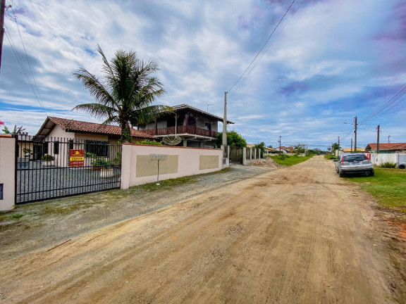 Imagem Casa com 3 Quartos à Venda, 360 m² em Centro - Balneário Barra Do Sul Imagem Casa com 3 Quartos à Venda, 360 m² em Centro - Balneário Barra Do Sul