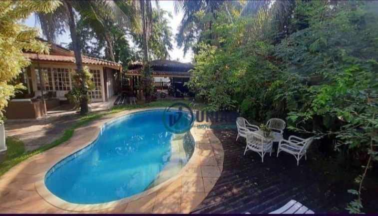 Imagem Casa com 5 Quartos à Venda, 270 m² em Itaipu - Niterói Imagem Casa com 5 Quartos à Venda, 270 m² em Itaipu - Niterói