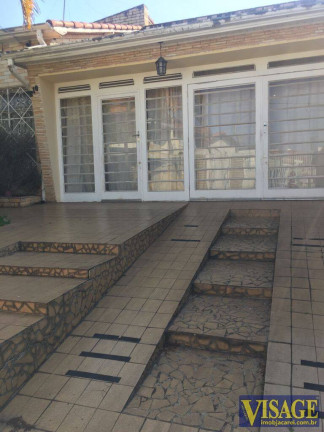 Imagem Casa com 4 Quartos à Venda, em Centro - Jacareí Imagem Casa com 4 Quartos à Venda, em Centro - Jacareí