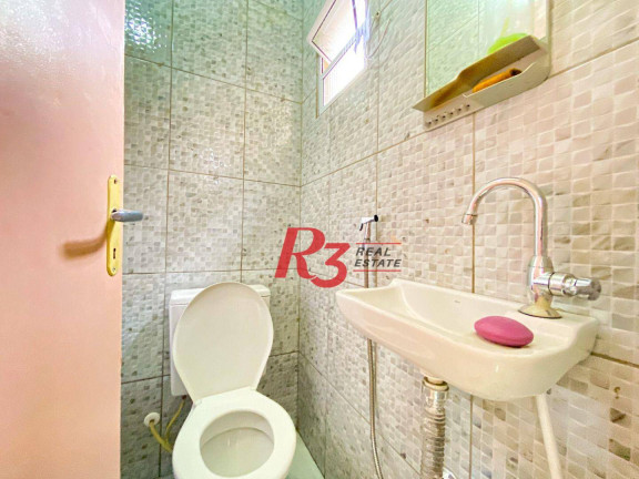 Imagem Casa com 3 Quartos à Venda, 96 m² em Marapé - Santos