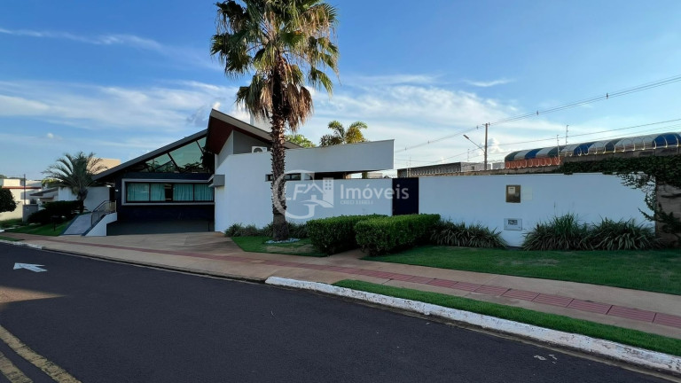 Casa com 4 Quartos à Venda, 366 m² em Vila Vilas Boas - Campo Grande