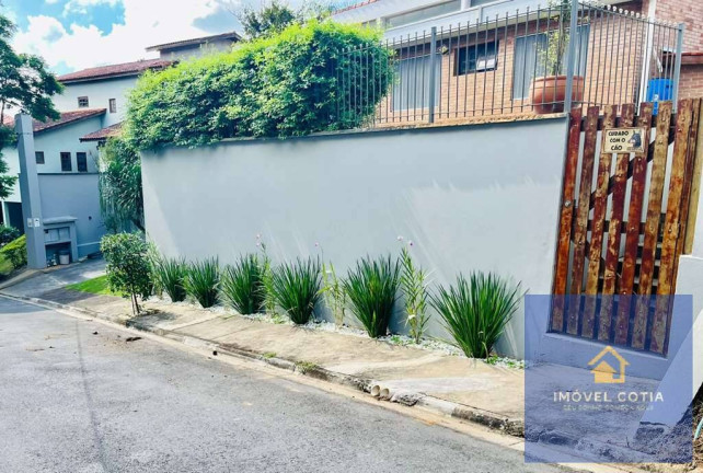 Imagem Casa com 3 Quartos à Venda, 600 m² em Chácara Roselândia - Cotia Imagem Casa com 3 Quartos à Venda, 600 m² em Chácara Roselândia - Cotia