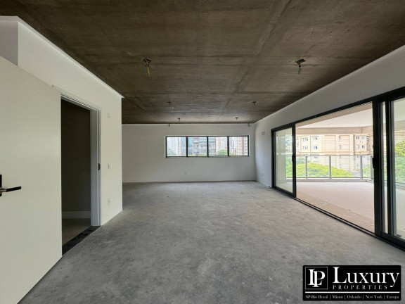 Imagem Apartamento com 4 Quartos à Venda, 246 m² em Itaim Bibi - São Paulo Imagem Apartamento com 4 Quartos à Venda, 246 m² em Itaim Bibi - São Paulo