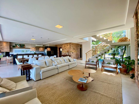 Imagem Casa com 5 Quartos à Venda, 375 m² em Condominio Malibu Beach Residence - Xangri-lá Imagem Casa com 5 Quartos à Venda, 375 m² em Condominio Malibu Beach Residence - Xangri-lá