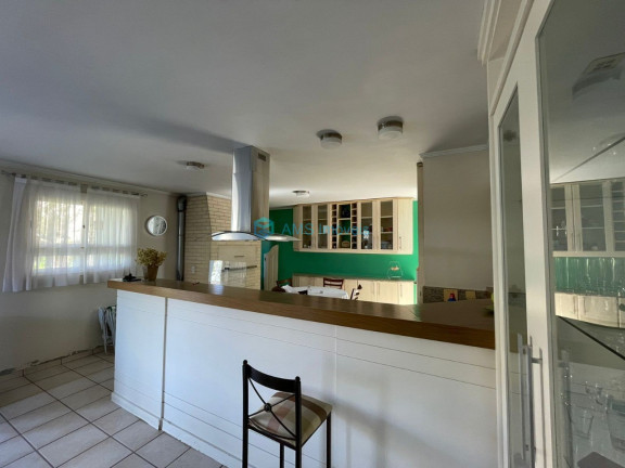 Imagem Sobrado com 3 Quartos à Venda, 225 m² em Niterói - Canoas Imagem Sobrado com 3 Quartos à Venda, 225 m² em Niterói - Canoas