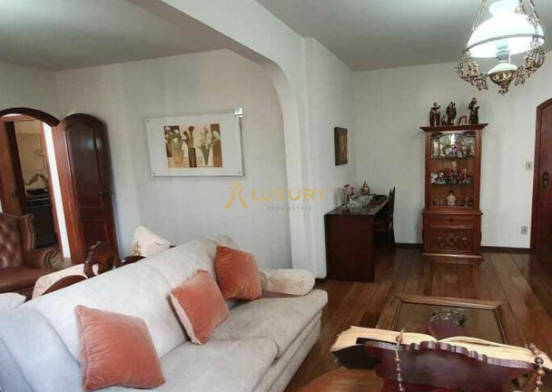 Imagem Imóvel com 4 Quartos à Venda, 150 m² em Lourdes - Belo Horizonte Imagem Imóvel com 4 Quartos à Venda, 150 m² em Lourdes - Belo Horizonte