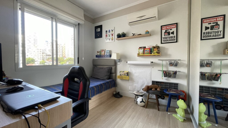 Imagem Apartamento com 3 Quartos à Venda, 93 m² em Petrópolis - Porto Alegre Imagem Apartamento com 3 Quartos à Venda, 93 m² em Petrópolis - Porto Alegre