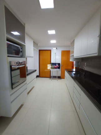 Imagem Casa com 3 Quartos à Venda, 230 m² em Colina De Laranjeiras - Serra