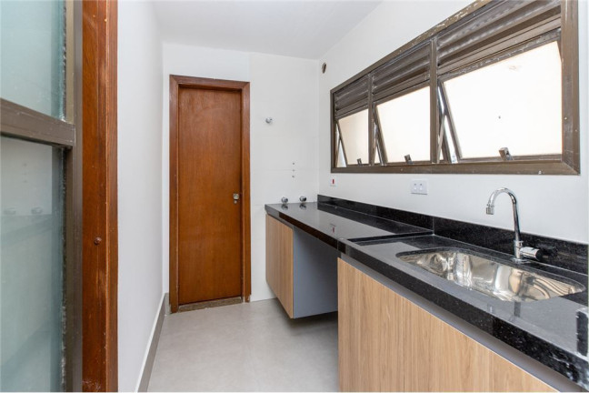 Imagem Imóvel com 4 Quartos à Venda, em Moema - São Paulo Imagem Imóvel com 4 Quartos à Venda, em Moema - São Paulo