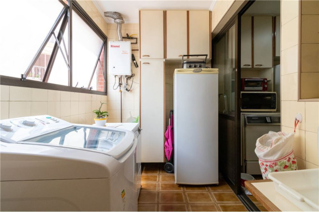 Imagem Apartamento com 3 Quartos à Venda, 143 m² em Itaim Bibi - São Paulo Imagem Apartamento com 3 Quartos à Venda, 143 m² em Itaim Bibi - São Paulo