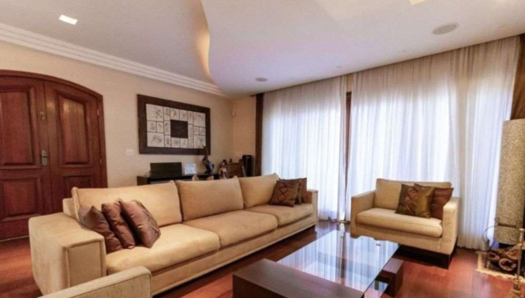 Imagem Casa com 3 Quartos à Venda, 380 m² em Campo Belo - São Paulo
