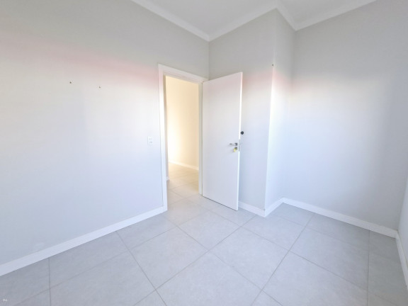 Imagem Sobrado com 3 Quartos à Venda, 337 m² em Itacolomi - Balneário Piçarras Imagem Sobrado com 3 Quartos à Venda, 337 m² em Itacolomi - Balneário Piçarras