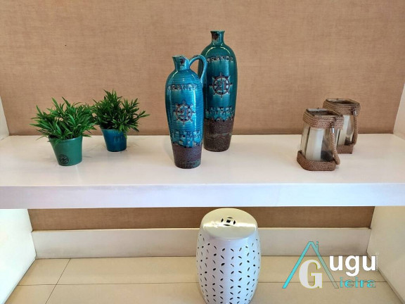 Imagem Apartamento com 2 Quartos à Venda, 61 m² em Centro - Guarapari