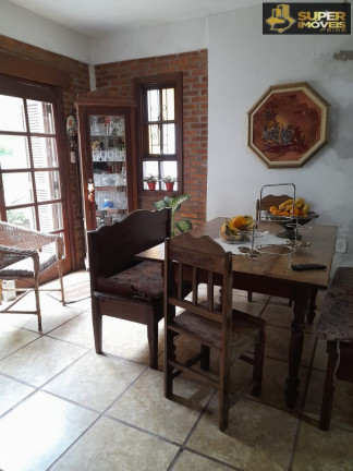 Imagem Casa com 4 Quartos à Venda, 200 m² em Três Vendas - Pelotas