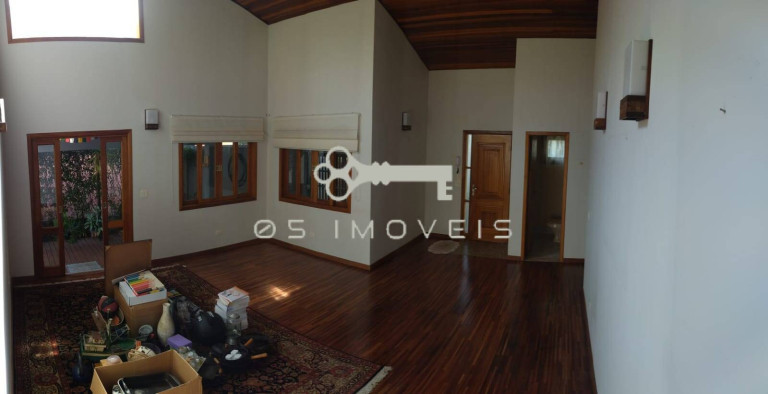 Imagem Casa com 3 Quartos à Venda, 400 m² em Granja Viana - Carapicuíba Imagem Casa com 3 Quartos à Venda, 400 m² em Granja Viana - Carapicuíba