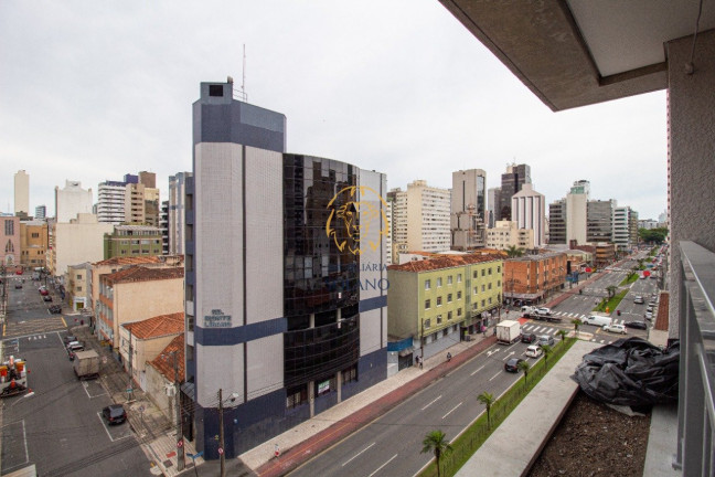 Imagem Apartamento com 3 Quartos à Venda, 215 m² em Centro - Curitiba